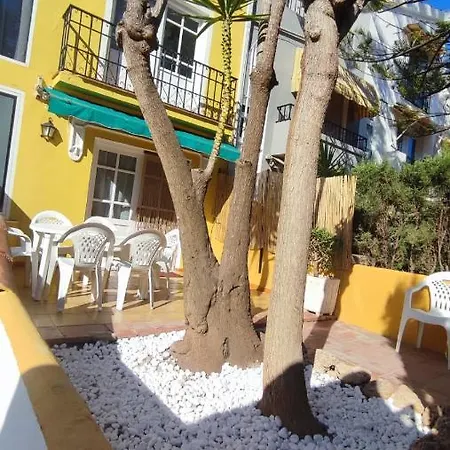 Villaparadisi Holiday home